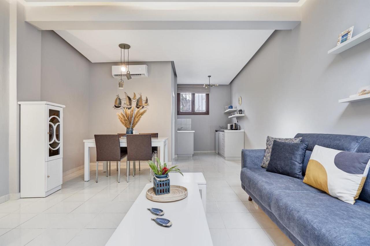 Old Town Luxury Velvet Apartment Rhodes City 外观 照片