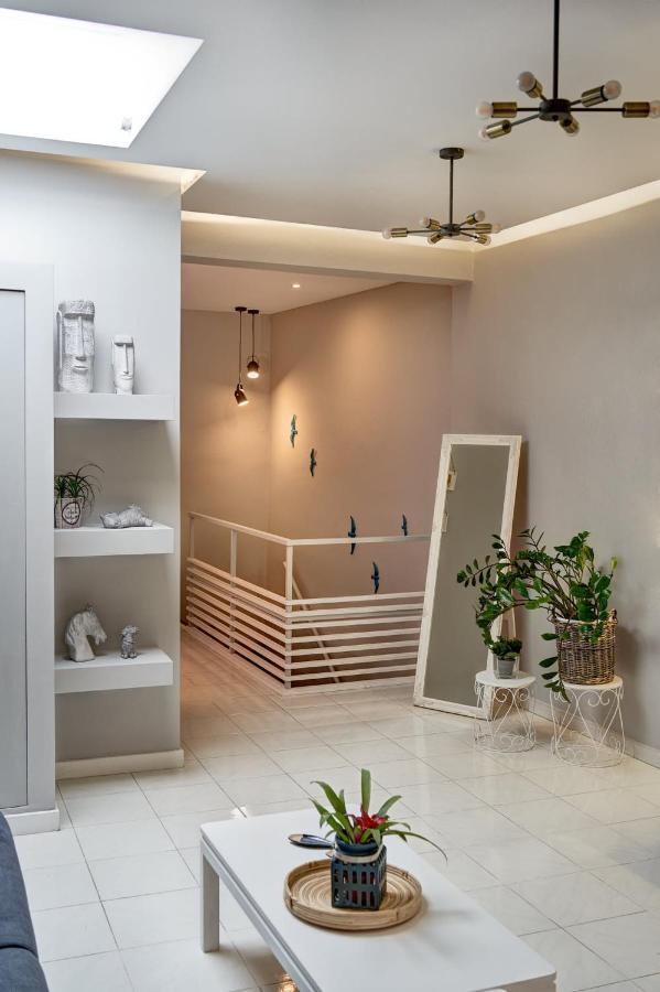 Old Town Luxury Velvet Apartment Rhodes City 外观 照片