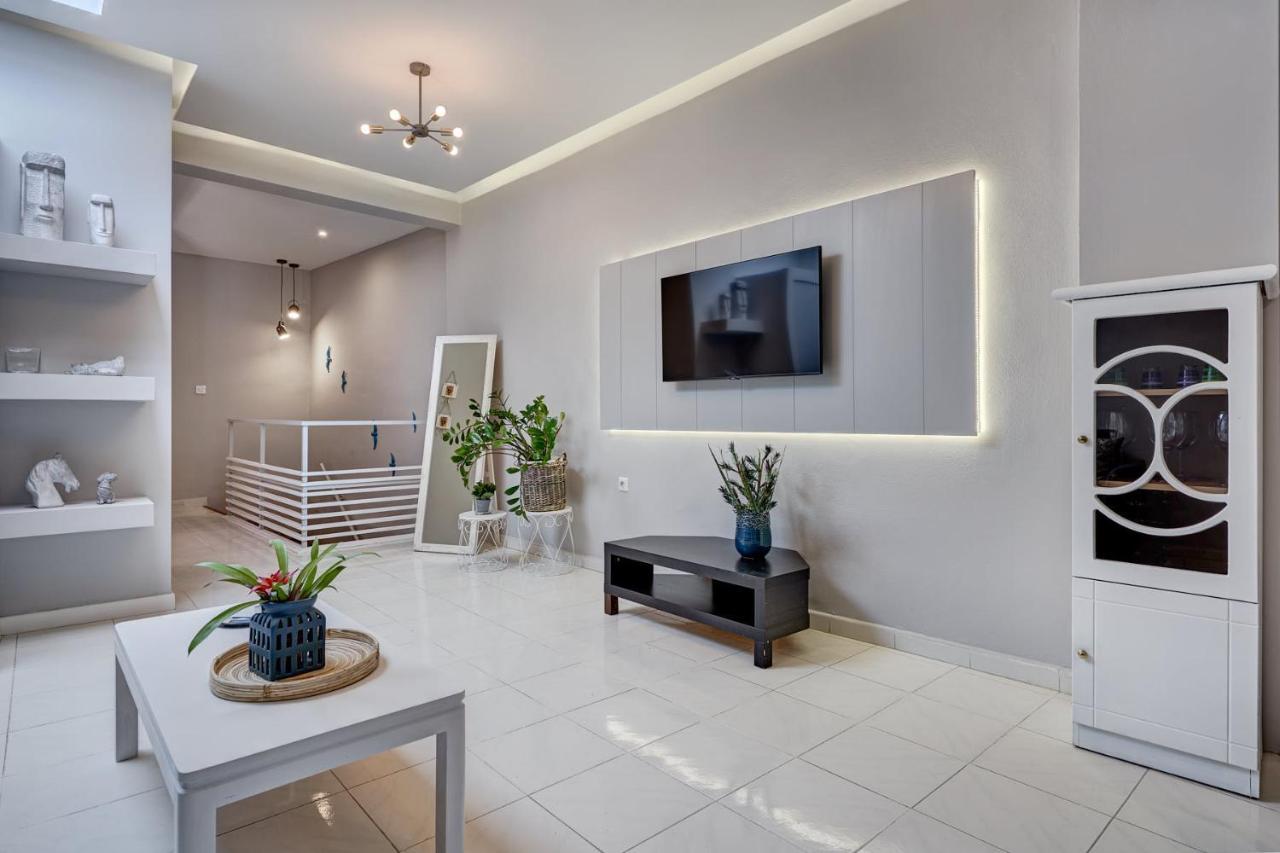 Old Town Luxury Velvet Apartment Rhodes City 外观 照片
