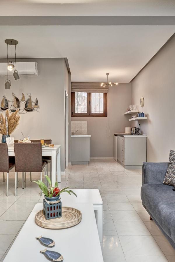 Old Town Luxury Velvet Apartment Rhodes City 外观 照片